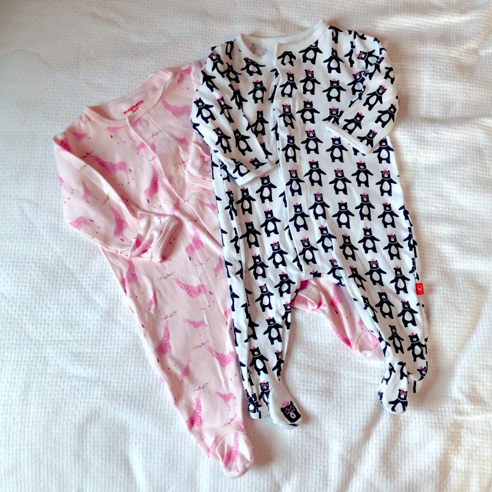 Magnetic Me Bundle Pink Giraffes 0-3M and Black and White Bears 3-6M